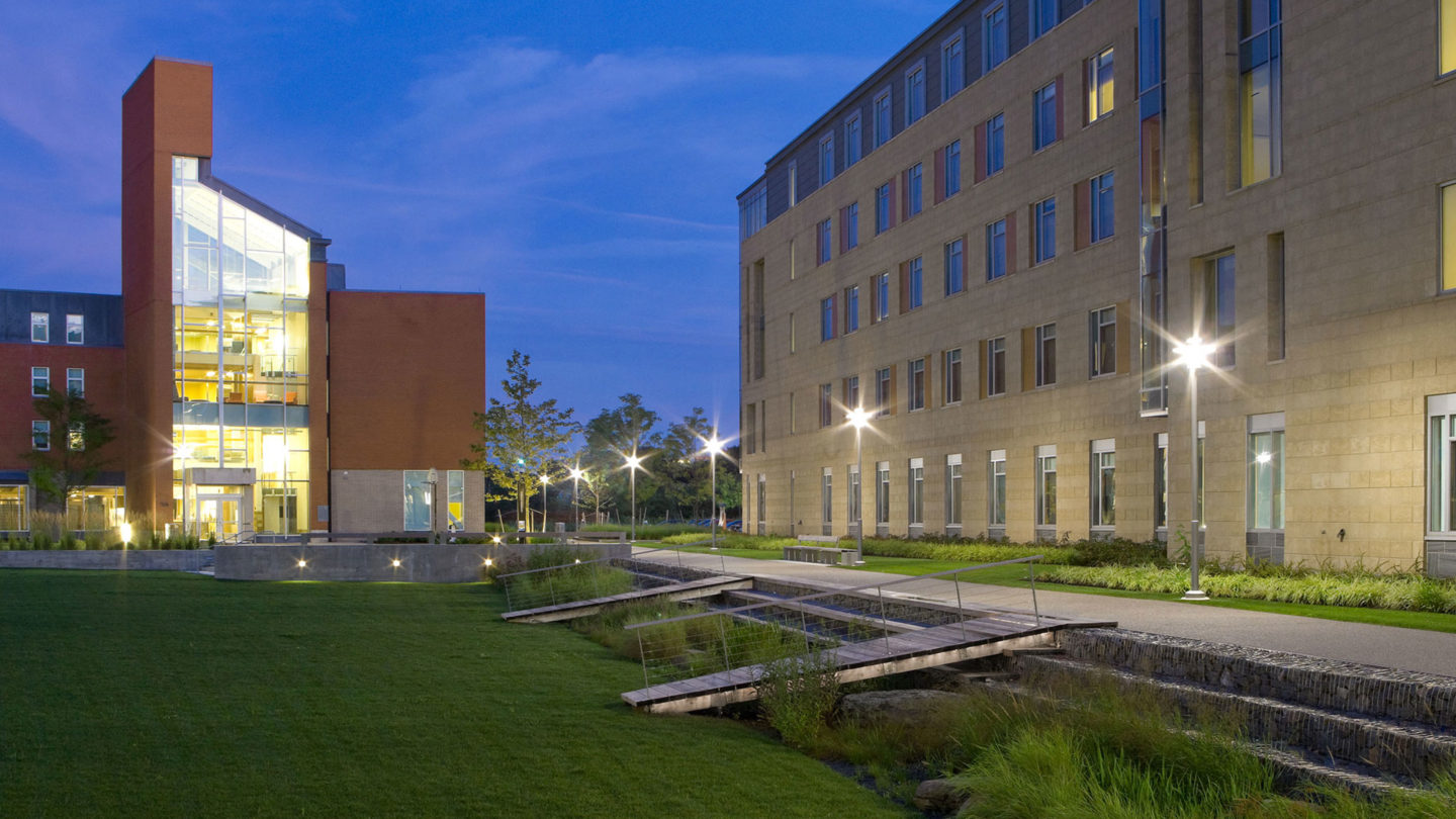Salem State University, Marsh Hall - Wagner Hodgson Landscape Architecture